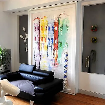 23 Avenue Du 8 Mai 1945 Daire