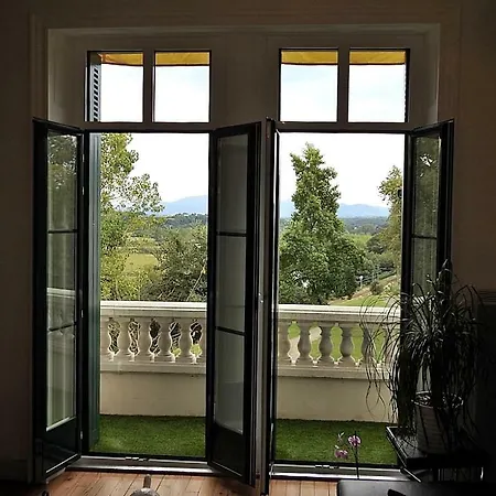 Apartment 23 Avenue Du 8 Mai 1945